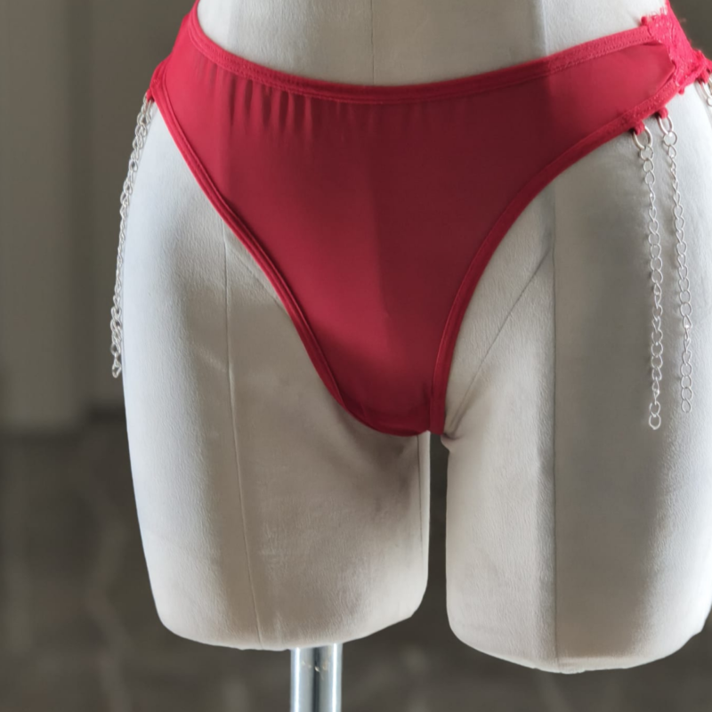 rayda zincirli tanga