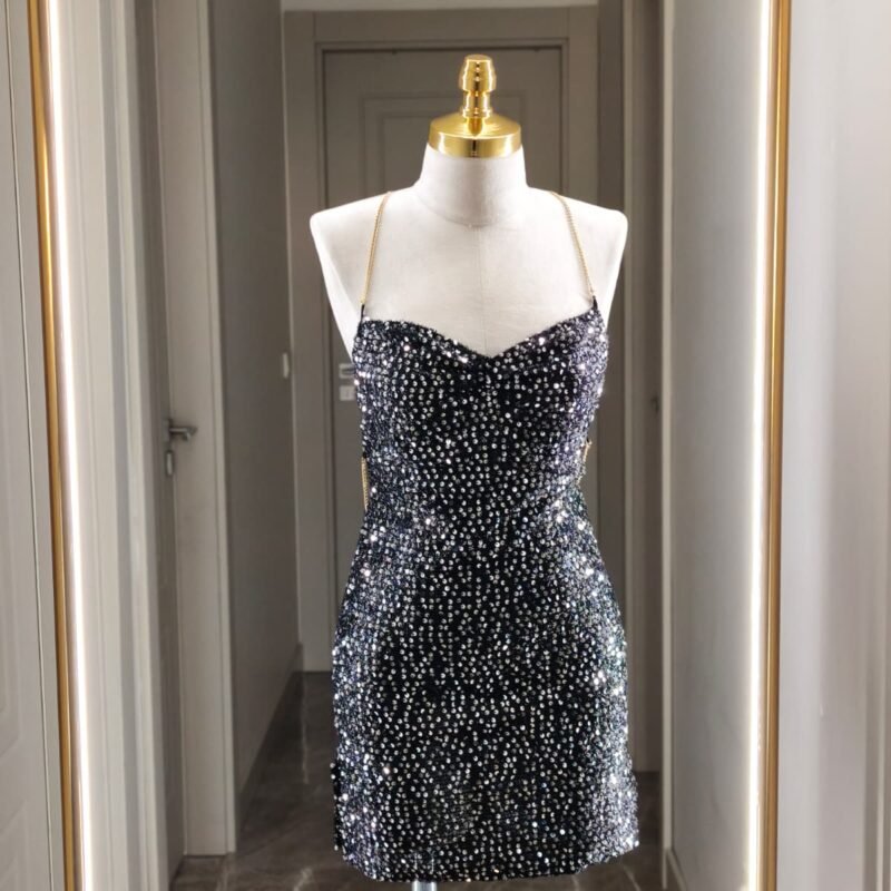 Zincir Detaylı Payet Mini Elbise