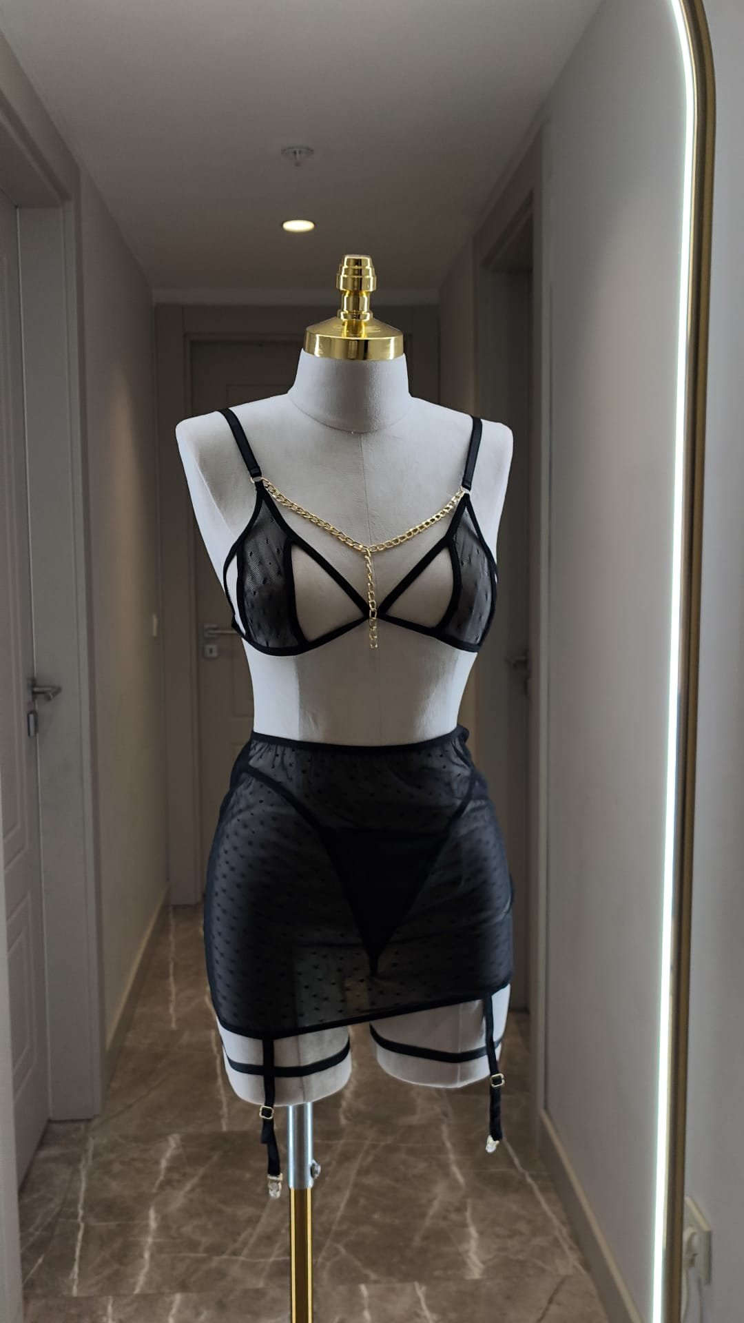 Zincir Detaylı Siyah Transparan Fantazi Takım