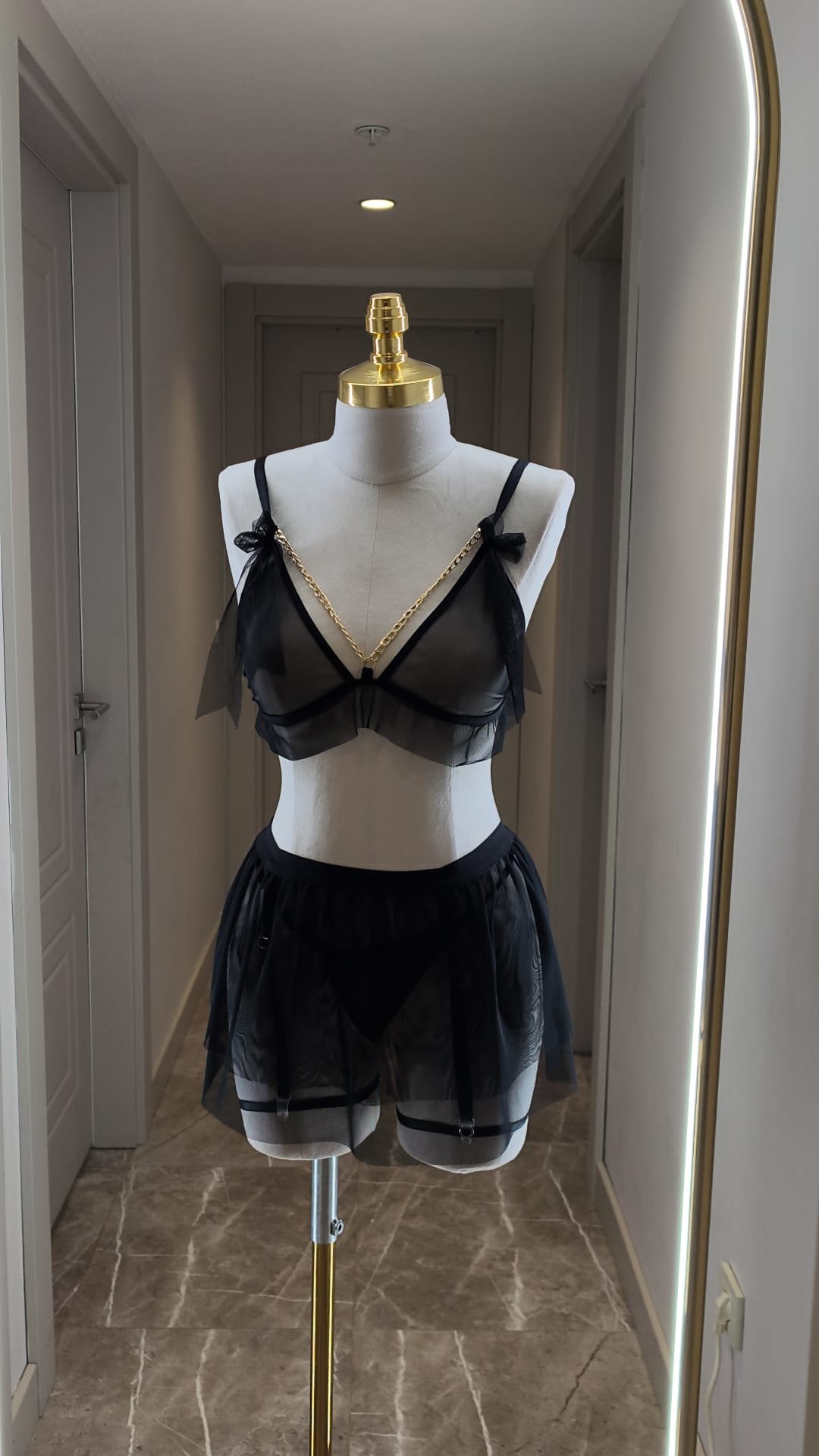 Zincir Detaylı Transparan Etekli Fantazi Takım